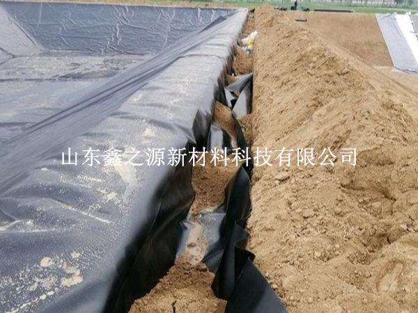 如何順利進(jìn)行沼氣池黑膜的修補(bǔ)工作？