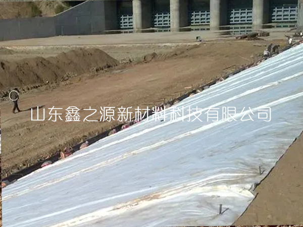 魚蝦養(yǎng)殖防滲膜在進(jìn)行存儲(chǔ)時(shí)須注意哪些事項(xiàng)？