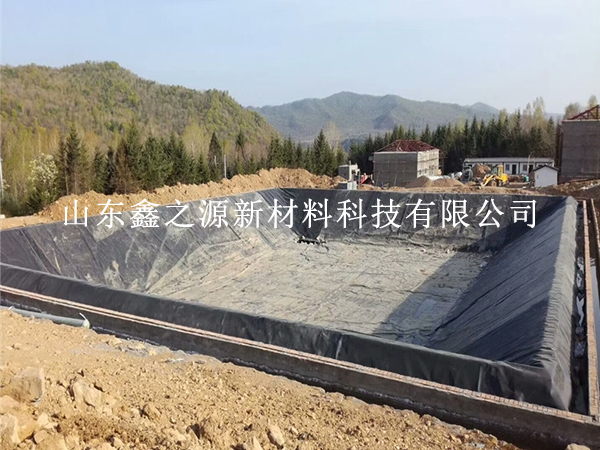 怎么的鋪設(shè)油田防滲膜可發(fā)揮其作用？