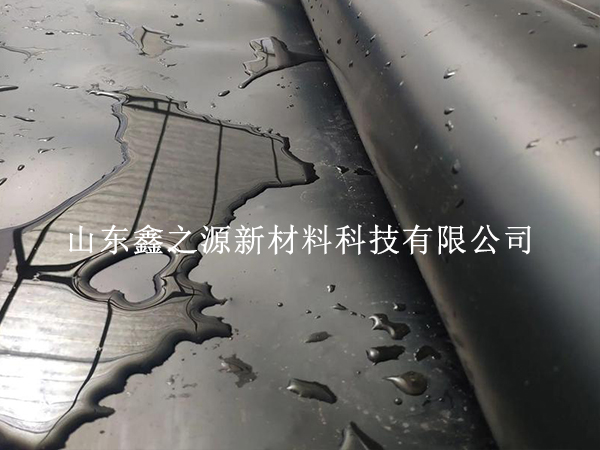 告別褶皺隱患：HDPE防滲土工膜科學(xué)處理與預(yù)防指南